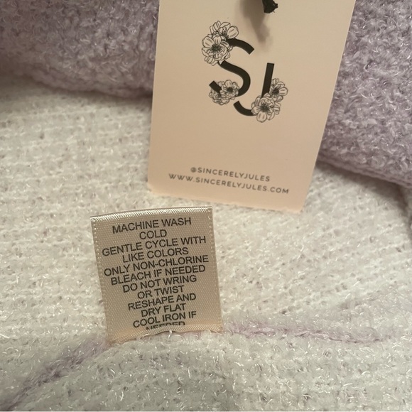 NWT - Sincerely Jules - Star Bouclé Lounge Set in Lavendar and White - Picture 3 of 5